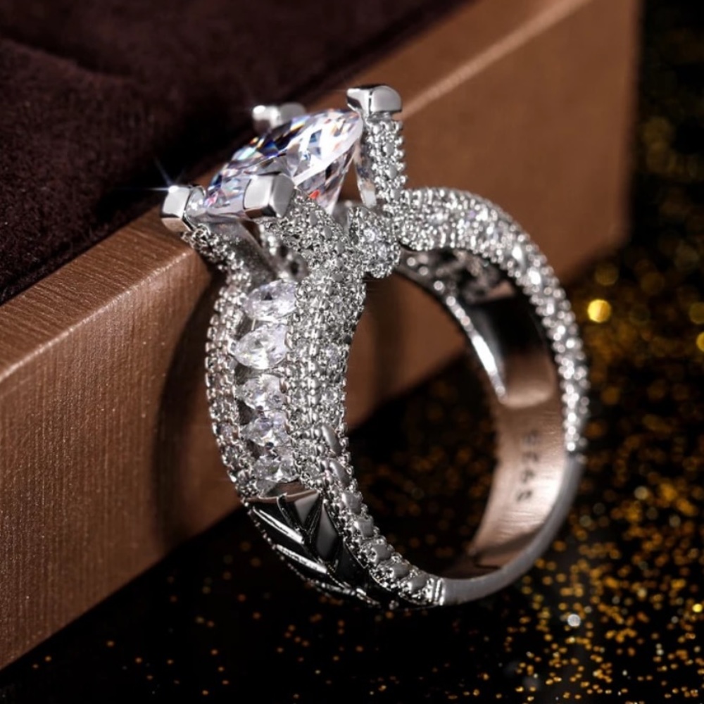 NEW 925 STERLING SILVER ROUND DIAMOND RING - Picture 3 of 4